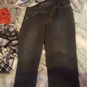 Slim leg jean jeggings